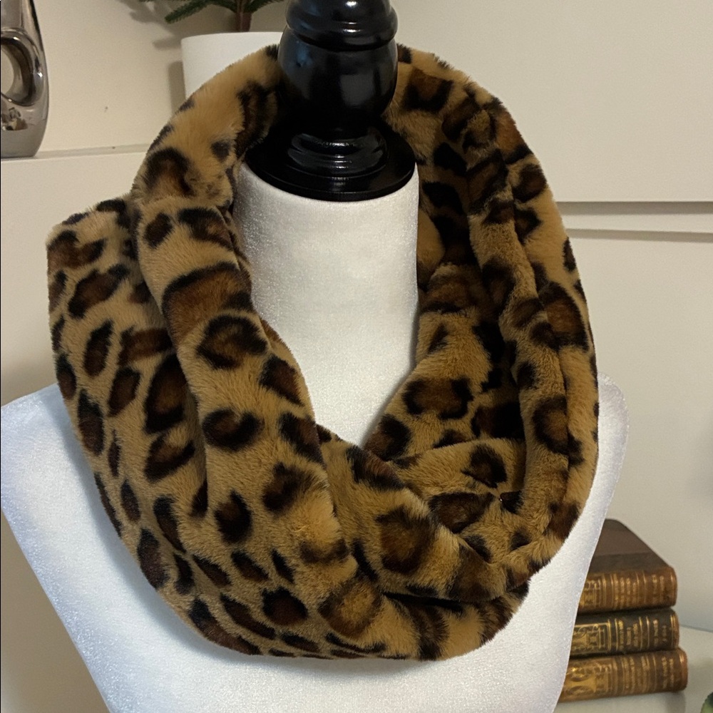 Leopard Print Faux Fur Infinity Scarf
